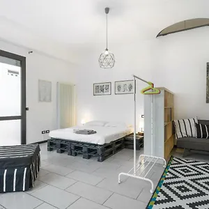 Primopiano - Belinzaghi Apartament Mediolan